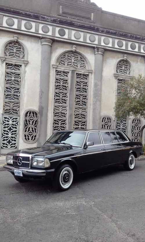 Iconica-Casa-Museo-En-Barrio-Amon-San-Jose-COSTA-RICA-LIMOUSINE.jpg