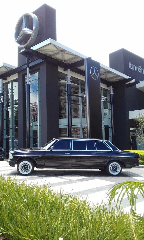 Mercedes-Benz-COSTA-RICA-LIMOUSINE.jpg